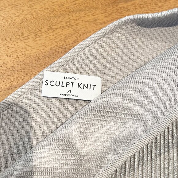 ✨ Silver Sparkly Sculpt Knit One-Shoulder Tee | Babaton - Picture 5 of 5